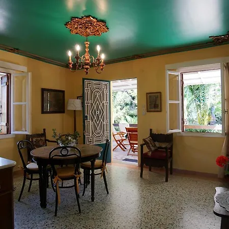 Villa Annoula *